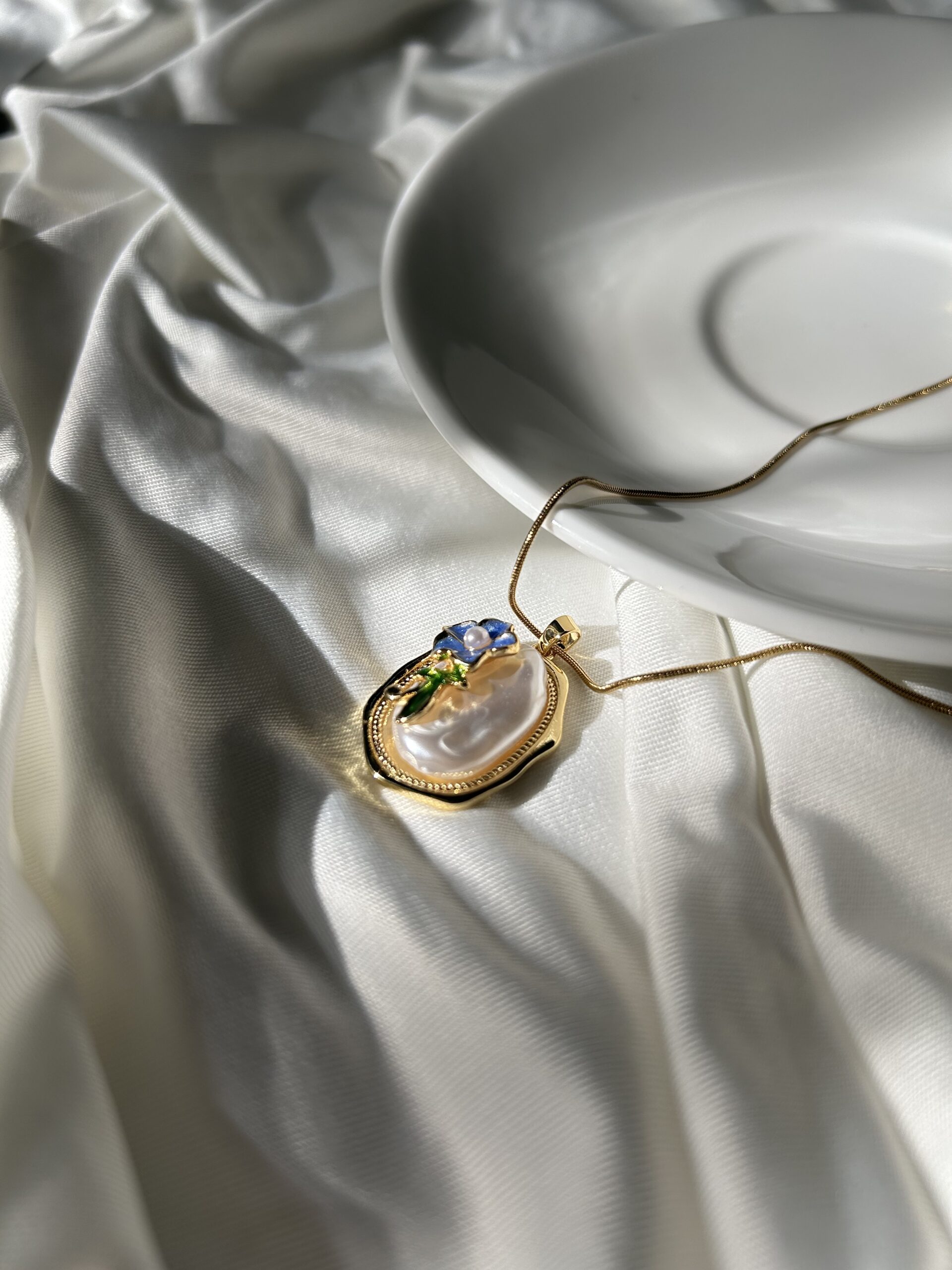 Handcrafted Pearl Floral Pendant Necklace - Image 2