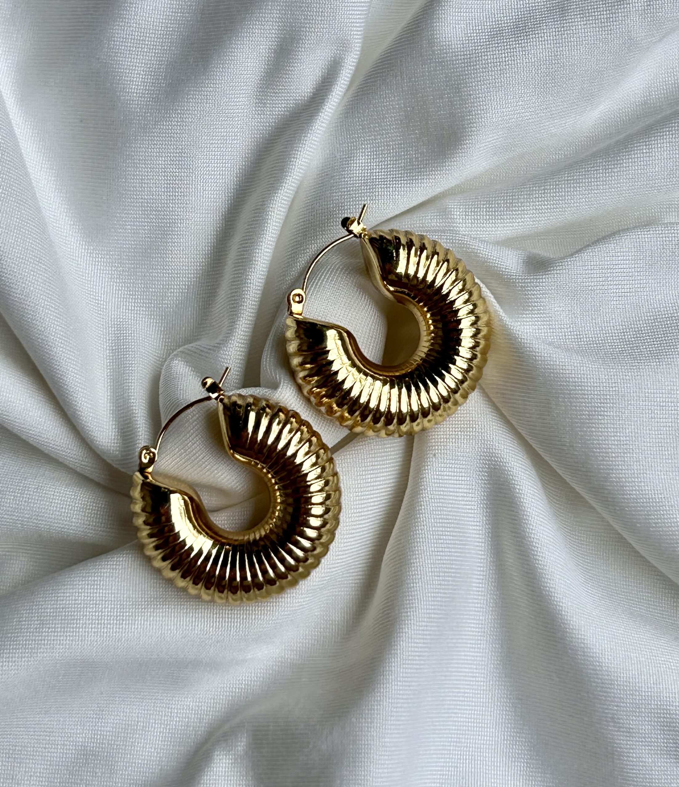 Ribbed Dome Anti-Tarnish Gold Hoop Ea