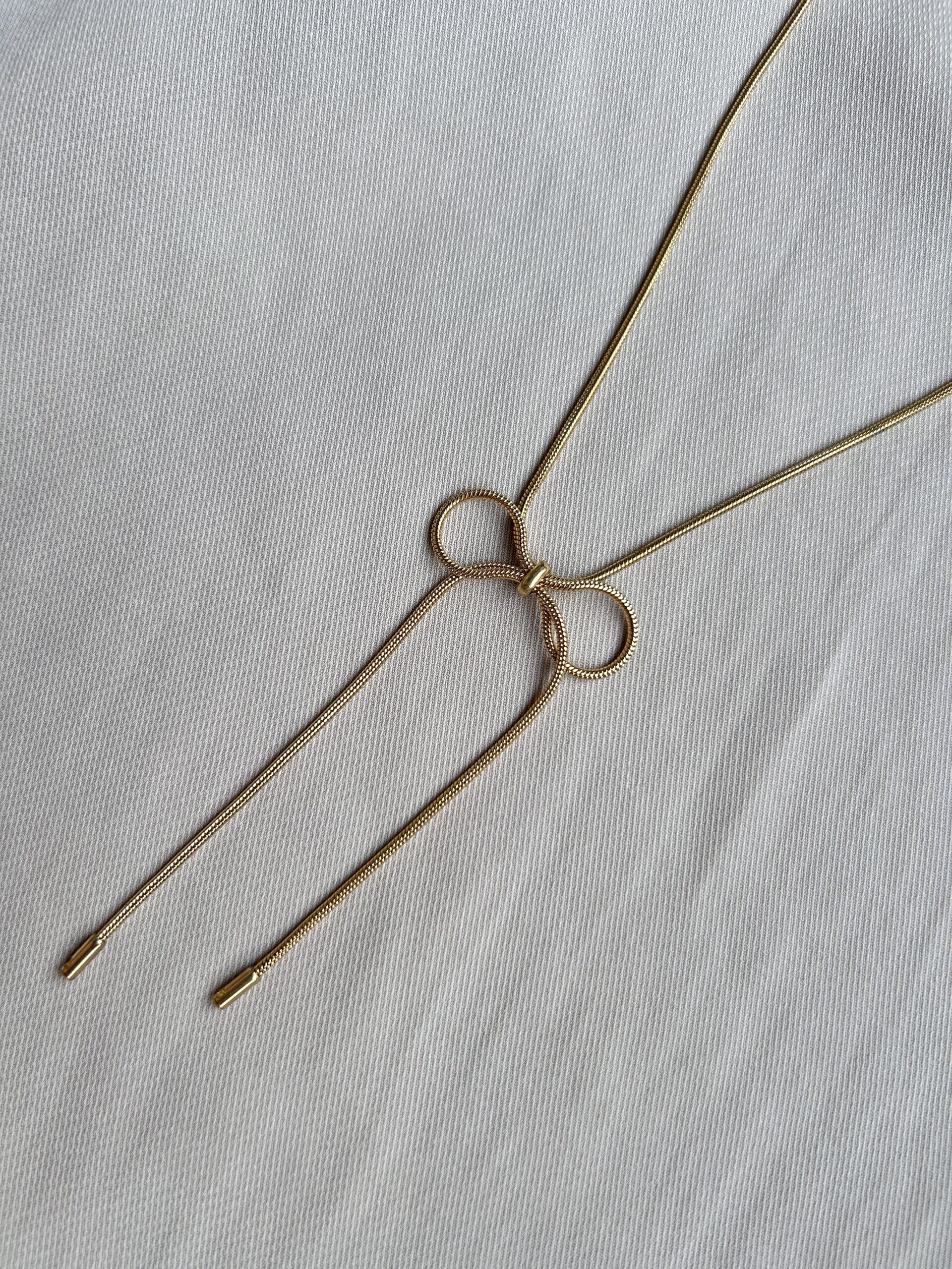 Elegant Adjustable Bow Necklace