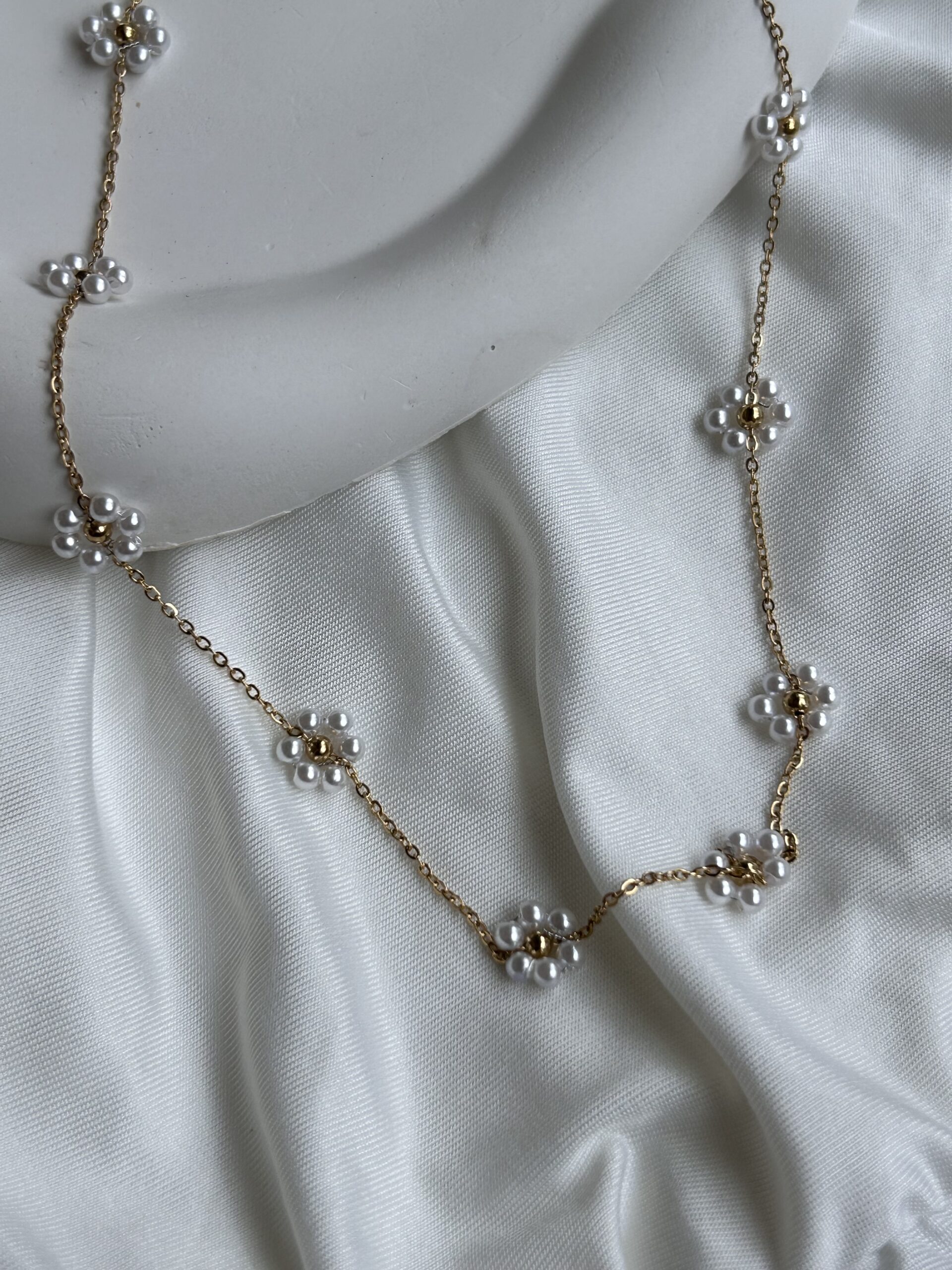 Pearl Blossom Chain Necklace